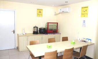 7 Days Inn (Baoding Railway Station) - Housity