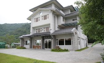 YI LAN Hostel