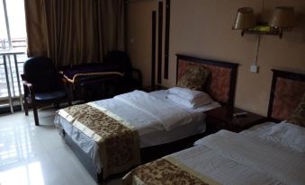 Happy Hotel