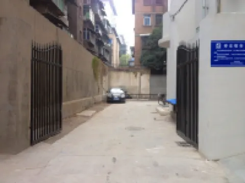 Jaya Hotel (Xi'an Zhonggulou Railway Station Wulukou Subway Station)