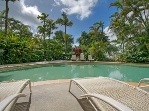 Popular Four-Star Hotels in Cairns