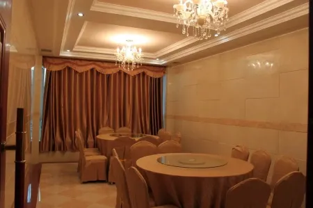 Oyo Hongta Hotel Отели рядом с достопримечательностью «Fuliang Museum»