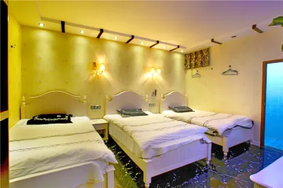 Qixian Hostel 라오하이팅웨써/노해정월색 관광단지 호텔