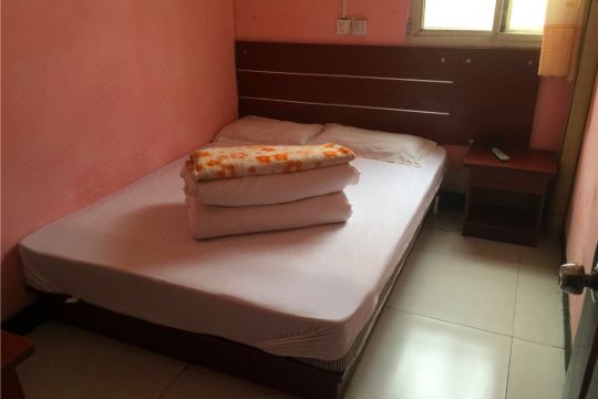 小可以宾馆(西安赵村店)