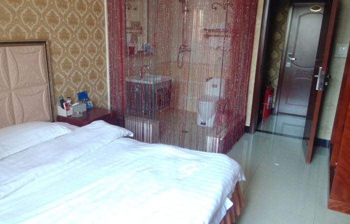 Tonghua Haihui Business Hotel