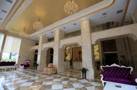 Hongxiang Hotel Отели в г. Гучжан