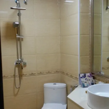Longsheng Hotel