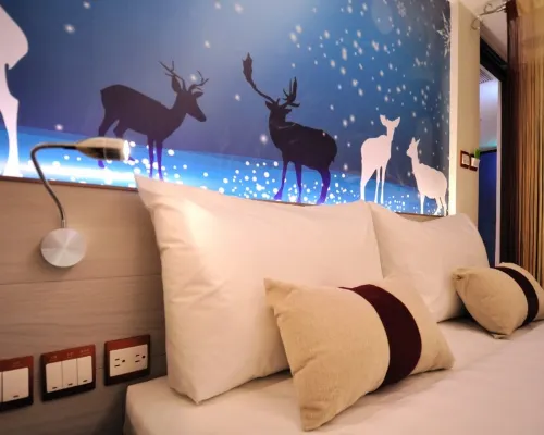 Audi Garden Business Hotel Hotels near Jingfugong