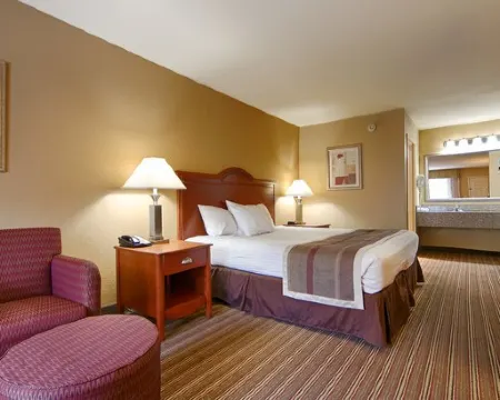 Best Western Shenandoah Inn ニューナンのホテル