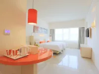 Harris Hotel & Conventions Ciumbuleuit - Bandung Hotels in Bandung City