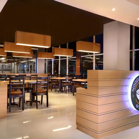 Hotel Neo Candi Simpang Lima - Semarang by Aston