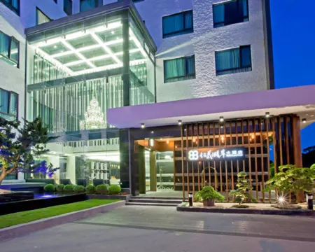 Renyi Lake Hotel Hotels in Chiayi County