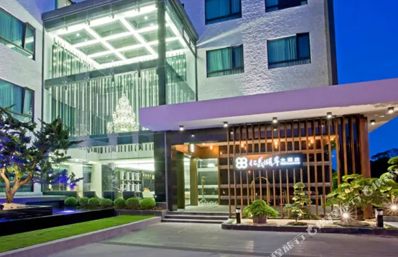 嘉義仁義湖岸大酒店