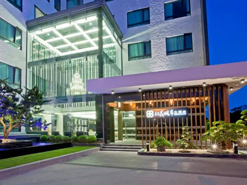 Renyi Lake Hotel Hotels in Chiayi County