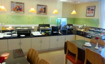Home Inn (Xi'an South Wenyi Road) - Housity