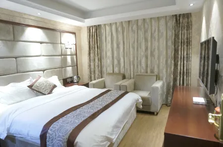 Hongyan Business Hotel Отели рядом с достопримечательностью «Hongjun Changzheng Fanyue Jiajin Mountain Memorial Hall»