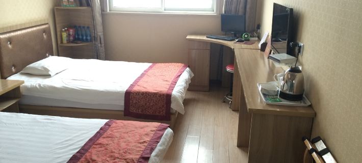Tianyi Express Hotel (Peixian Longguzhen Branch) Hotels in Pei County