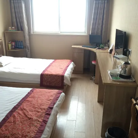 Tianyi Express Hotel (Peixian Longguzhen Branch)