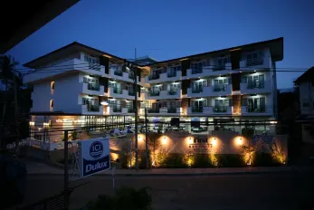 First Residence Hotel