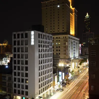 Starhaus Hotel Отели рядом с достопримечательностью «Пирс Love»