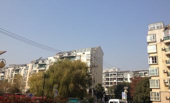 Laobing Apartment