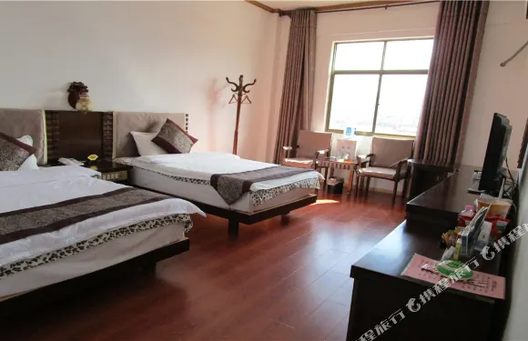 施甸興惠大酒店