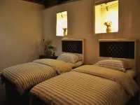 Dali Nuodeng Lvwo International Youth Hostel