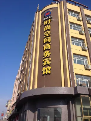 Mingshui fashion space business hotel