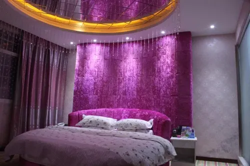 Xiangxiang Guangyuan Theme Hotel - Pet friendly