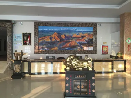 Jimusar colorful Fudi Hotel Отели рядом с достопримечательностью «Kalamaili Nature Reserve»