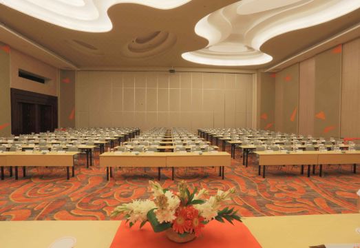 1. 해리스 호텔 &..