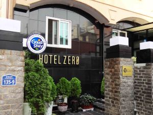 Hotel Zero