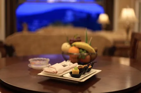 ChaoHu Country Garden Phoenix Hotel Отели рядом с достопримечательностью «Ziwei Cave»