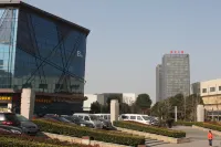 Four Seasons Guanghua Hotel