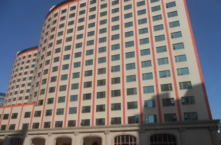 Shanghai Lailai Hotel Отели рядом с достопримечательностью «Nanfang Xiuxian Guangchang Taiwan Fengqing Street»