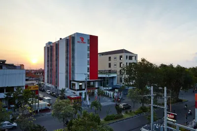 Red Planet Surabaya Hotels in Sawahan