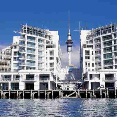 Hilton Auckland Hotel Exterior