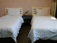 北安泰和假日宾馆 - 标准双床房