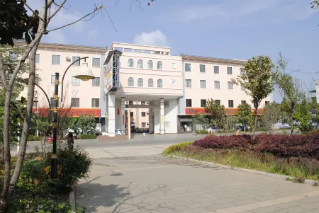 Jintian Hotel Отели в г. Юншэн