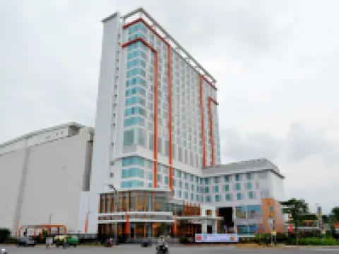 HARRIS Hotel & Conventions Bekasi Hotels in North Bekasi