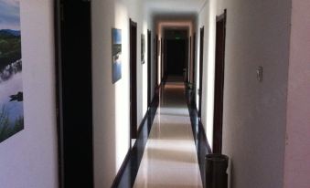 Zalut Qi Pingyun Pavilion Hotel