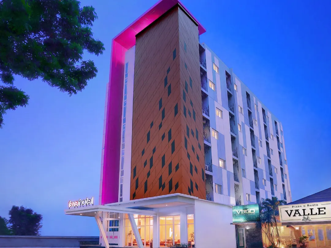 Favehotel Simpang Lima - Semarang - Semarang