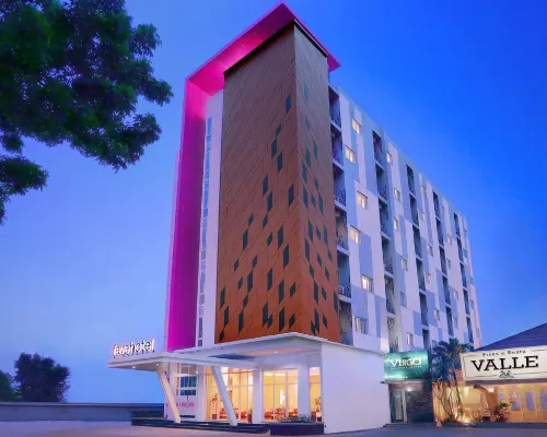 favehotel Simpang Lima - Semarang Hotels in Candisari