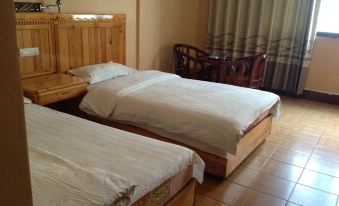 Longsheng Construction Hotel