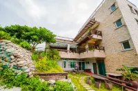 Spray House Hotels in Farglory Ocean Park
