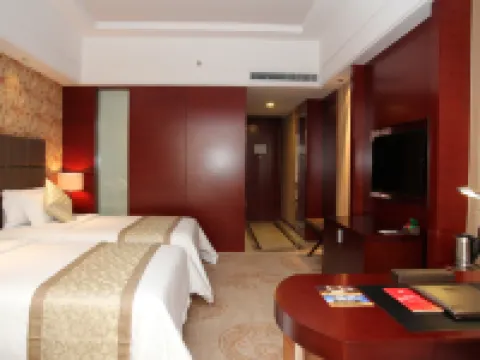 Baofeng Hot Springs Hotel Hotels in Fengshun