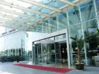 Cixi SANBI Huayuan Hotel (School of science and technology, Ningbo University) Hotels near Cixi City Swimming Pool