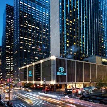 New York Hilton Midtown Отели рядом с достопримечательностью «Мидтаун»
