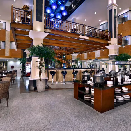 Famous Hotel Kuta