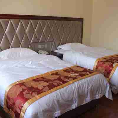 芒康銀禾格薩爾大酒店 Rooms